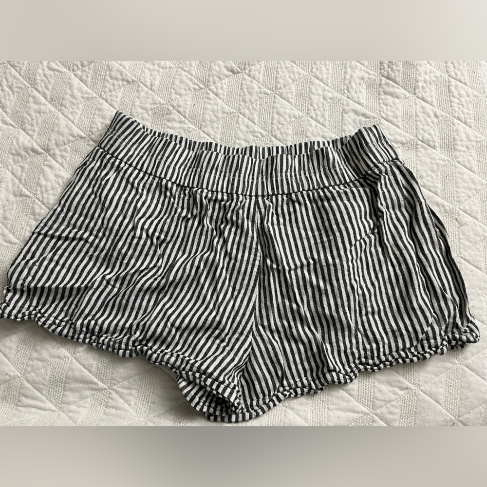 Black and white stripped shorts